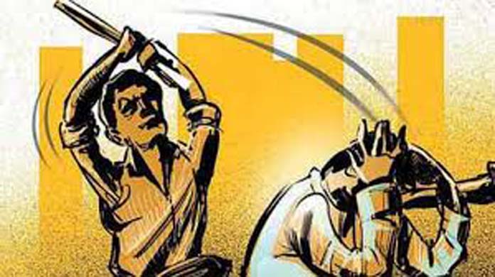  மது போதையில் மகன்; தட்டிக்கேட்ட தந்தை அடித்துக் கொலை
