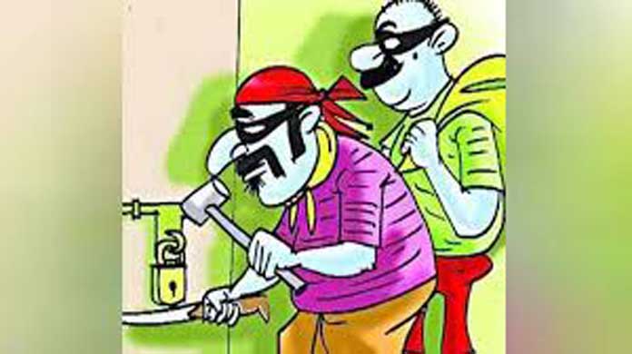  கோவில்பட்டியில் ஒரே நாளில் 3 வீடுகளில் கொள்ளை