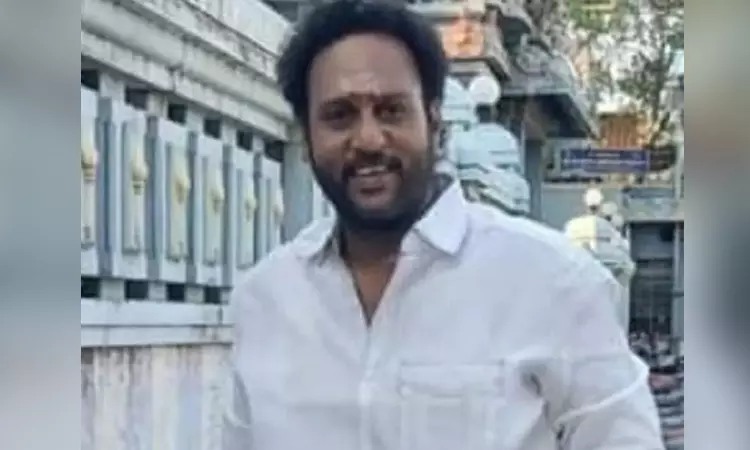  டீக்கடை சூறை: கவர்ச்சி நடிகையின் சகோதரர் கைது