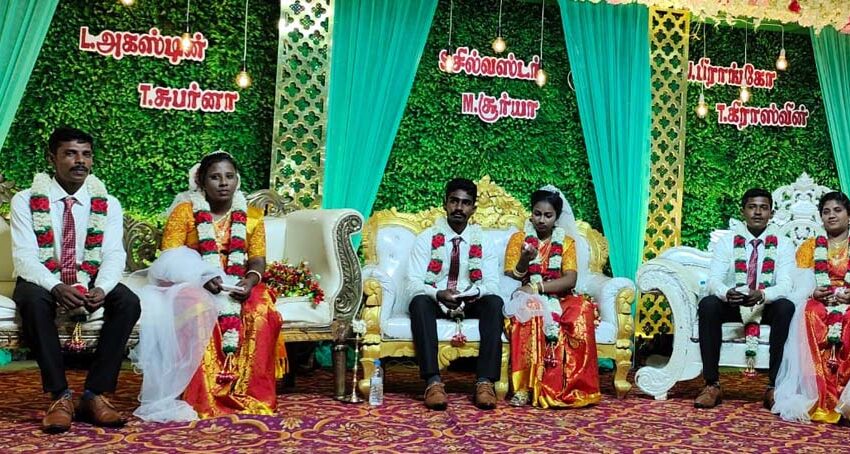  ஒரே மேடையில் 3 ஜோடிகளுக்கு திருமணம்