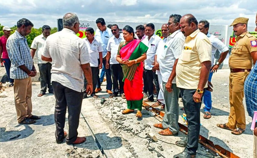  தூத்துக்குடியில் ரெயில்வே மேம்பாலம் பழுதுபார்ப்பு பணிகளை அமைச்சர் கீதாஜீவன் பார்வையிட்டார்