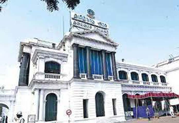  ஜெயலலிதா மரணம் விவகாரத்தில் சசிகலா உள்பட 8 பேரிடம் விசாரணை நடத்தி நடவடிக்கை; அரசுமுடிவு