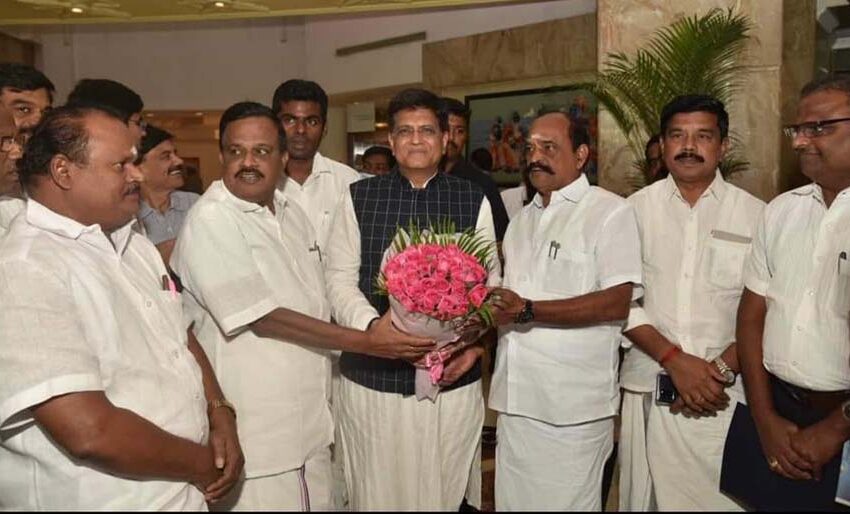  கோவில்பட்டி தீப்பெட்டி உற்பத்தியாளர்களுடன் மத்திய மந்திரியை சந்தித்தார் கடம்பூர் ராஜூ; பிளாஸ்டிக் சிகரெட் லைட்டர்கள் இறக்குமதிக்கு தடை விதிக்க வலியுறுத்தல்