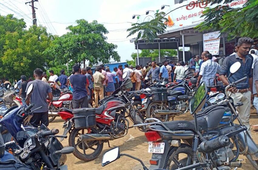  கோவில்பட்டியில் 10 ரூபாய்க்கு சிக்கன் பிரியாணி விற்ற ஓட்டல்; மக்கள் குவிந்தனர்