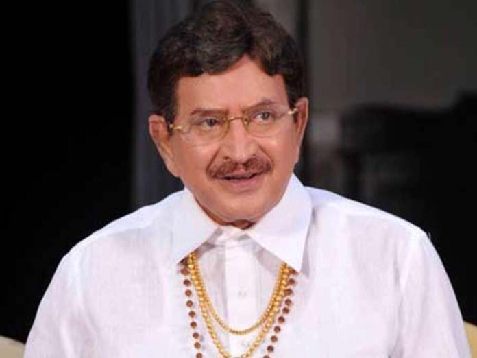  தெலுங்கு சினிமாவின் `சூப்பர்ஸ்டார்’ கிருஷ்ணா காலமானார்
