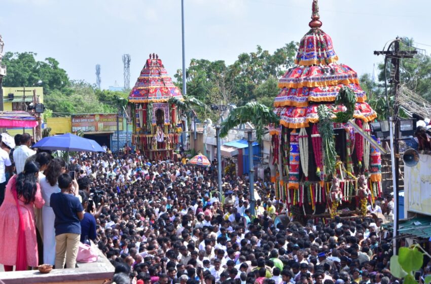  கோவில்பட்டியில் தேரோட்டம்; பக்தர்கள் குவிந்தனர்
