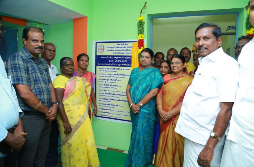  நாலாட்டின்புதூரில் சமுதாய கூடம் திறப்பு