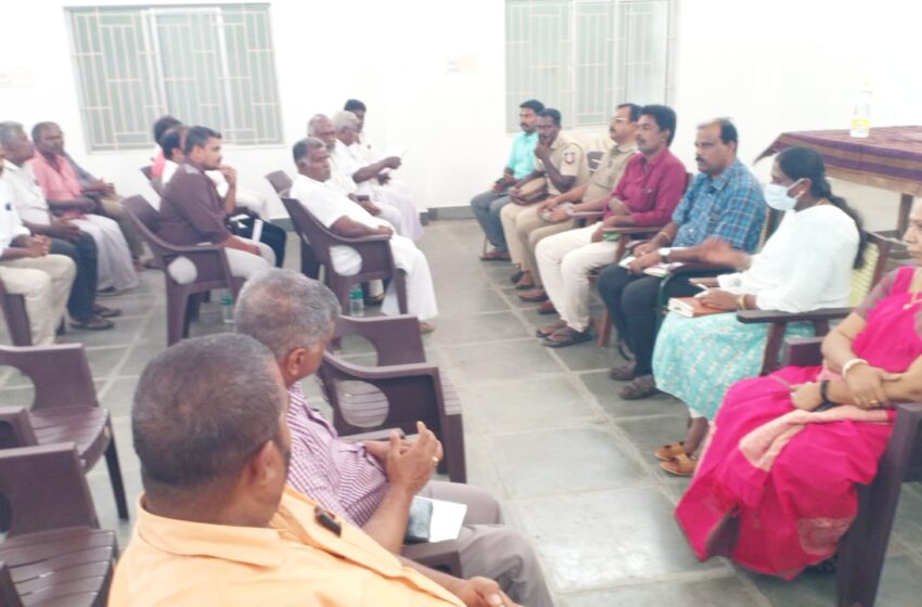  தெற்கு திட்டங்குளம் தினசரி சந்தைக்கு தற்காலிக அனுமதி கிடையாது; கோட்டாட்சியர் கைவிரிப்பு