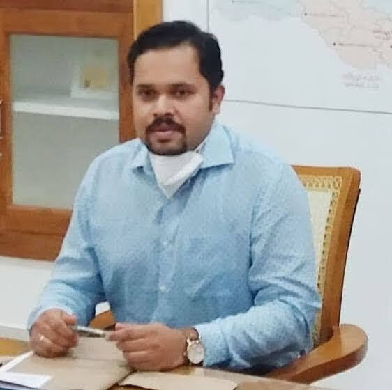  ஐ. ஏ. எஸ். அதிகாரிகள் அதிரடி மாற்றம் : தூத்துக்குடி புதிய ஆட்சியர் ராகுல்நாத்