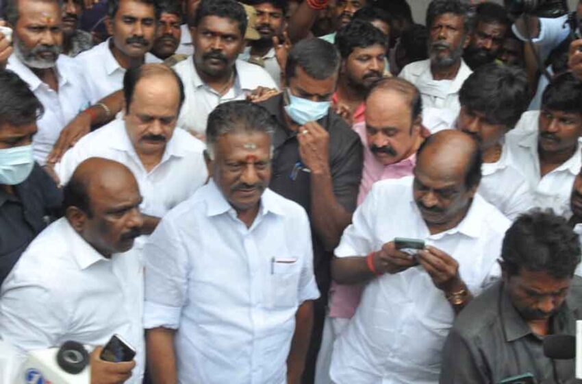  தினகரனுடன் சந்திப்பு எதிரொலி : ஓ.பன்னீர்செல்வத்துடன் முக்கிய  நிர்வாகிகள் அதிருப்தியா?
