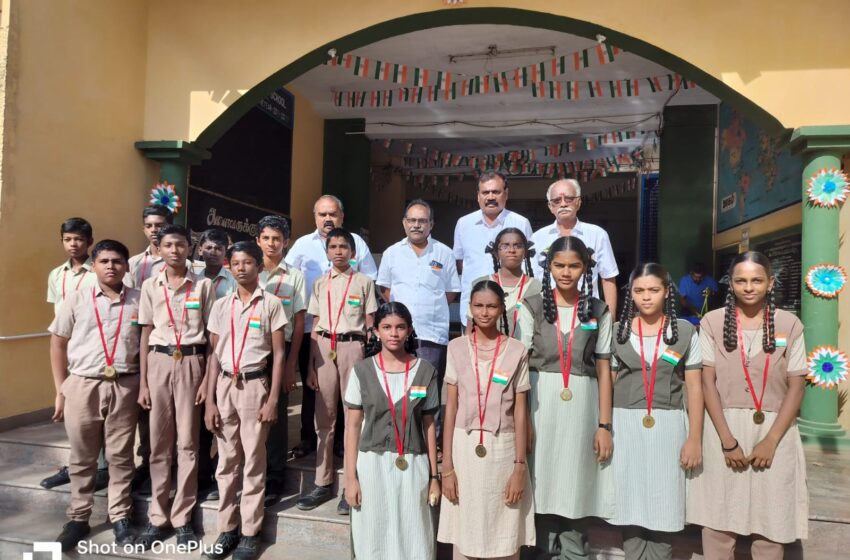  கோவில்பட்டி நாடார் மேல்நிலைப்பள்ளி, நகராட்சி பள்ளியில் சுதந்திர தின விழா