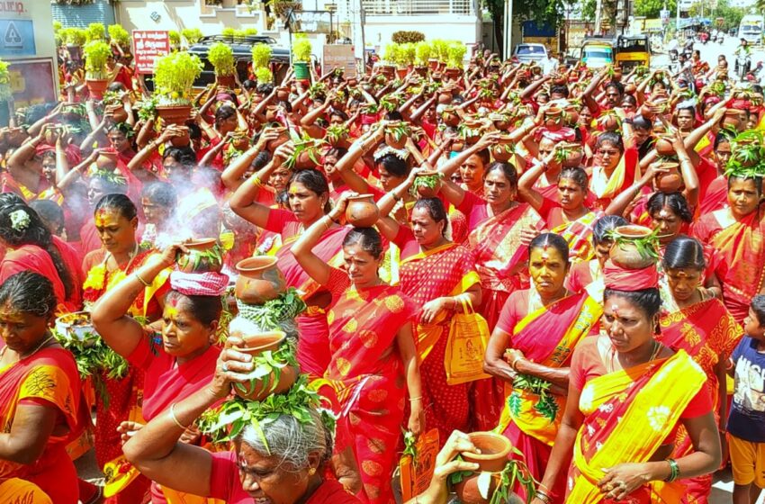  கோவில்பட்டி ஆதிபராசக்தி வழிபாட்டு மன்றம் சார்பில் 1008 கஞ்சி கலய ஊர்வலம்