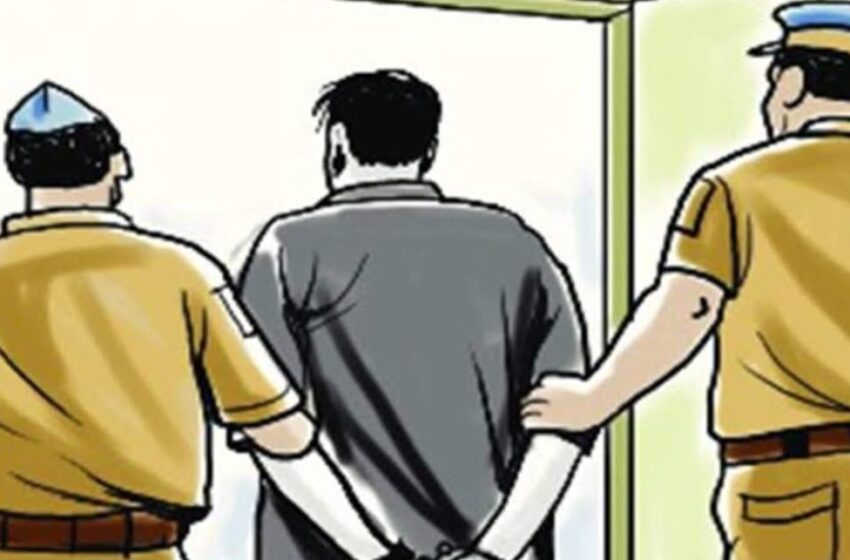  கோவிலுக்கு சென்று திரும்பிய பெண்ணிடம் நகை பறித்தவர் கைது