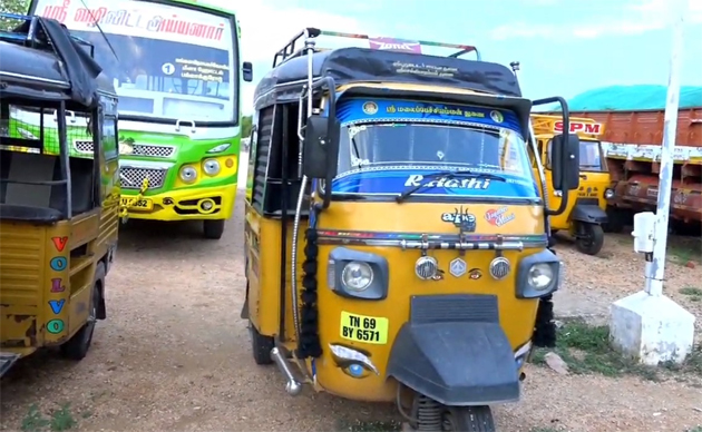 அனுமதிக்கப்படாத வழித்தடத்தில் இயக்கி கூடுதல் கட்டணம் வசூல்; மினி பஸ் பறிமுதல் 
