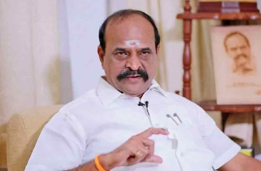  தி.மு.க.ஆட்சியில் திரைத்துறை முடக்கம்;  கடம்பூர் ராஜு குற்றச்சாட்டு