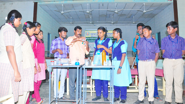  கோவில்பட்டி லக்குமி ஆலை பள்ளி மாணவர்களுக்கு வாழ்வியல் பயிற்சி