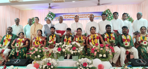  5 மாற்றுத்திறனாளி ஜோடிகளுக்கு ஒரே சமயத்தில் திருமணம்