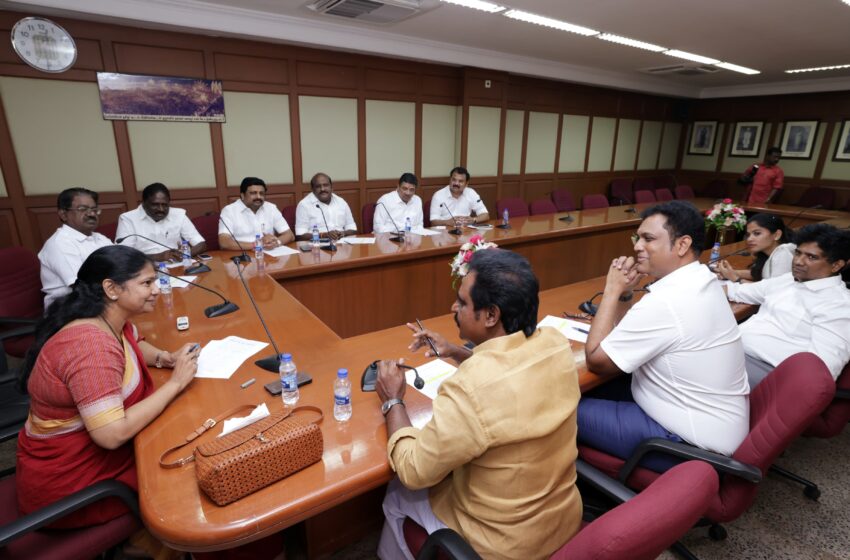  மக்களின் கோரிக்கைகளை கேட்டறிந்து தேர்தல் அறிக்கை தயாராகும்-கனிமொழி எம்.பி.