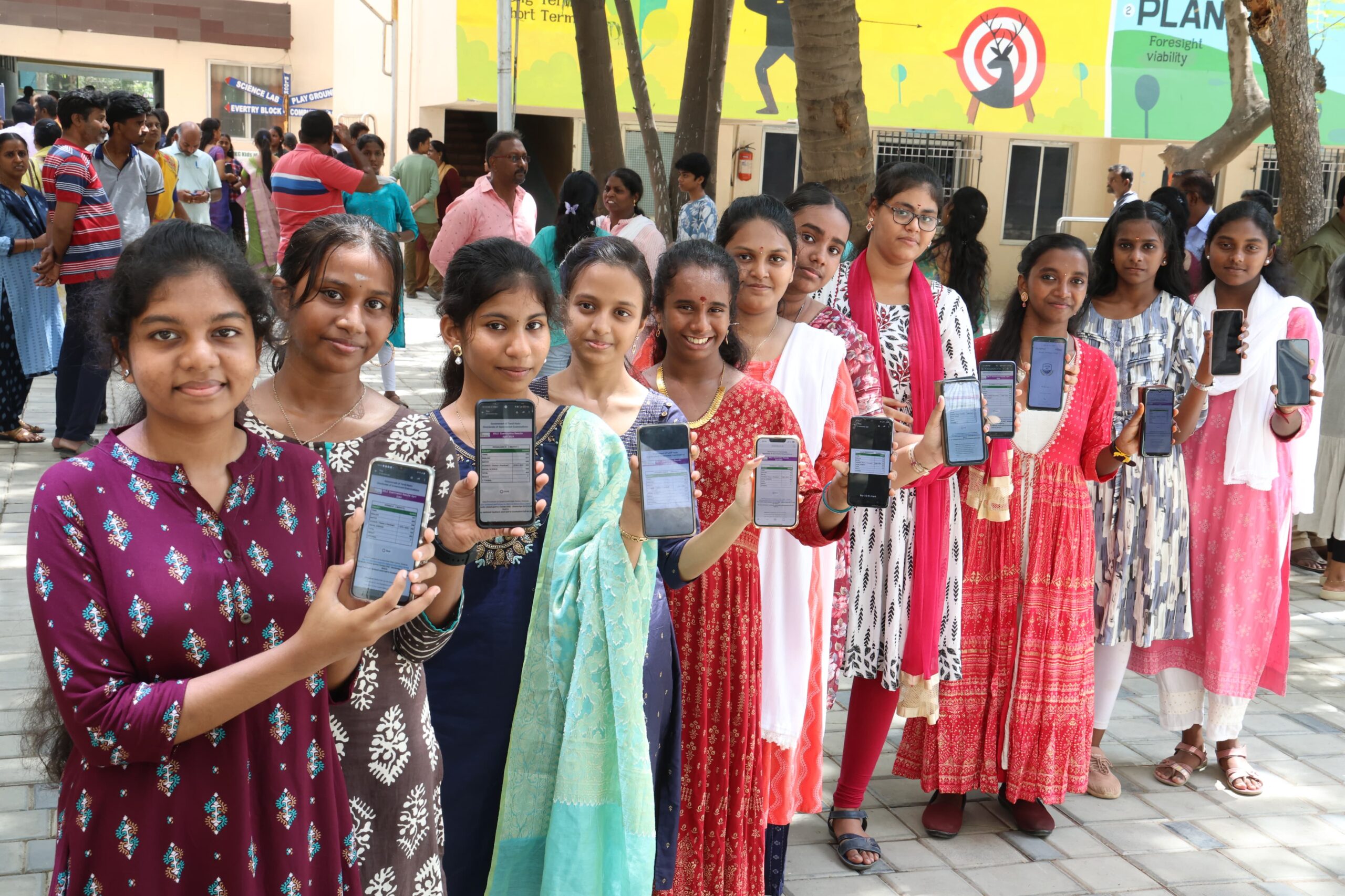  10 ம் வகுப்பு தேர்வு தேர்ச்சி விகிதத்தில் அரியலூர் மாவட்டம் முதலிடம்