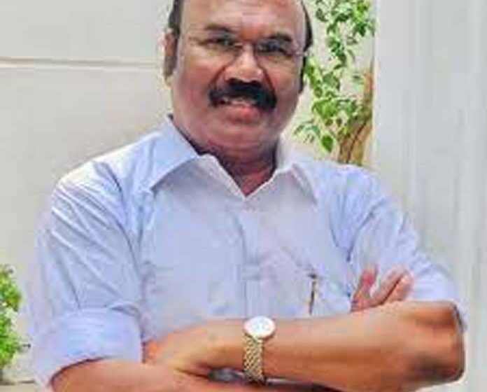  நாகை மீனவர்கள் படகில்  மோதிய இலங்கை கடற்படை கப்பல்: முன்னாள் அமைச்சர் ஜெயக்குமார் கண்டனம்