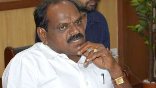  முன்னாள் அமைச்சர் வைத்திலிங்கம் வீட்டில் அமலாக்கத்துறை அதிகாரிகள் சோதனை