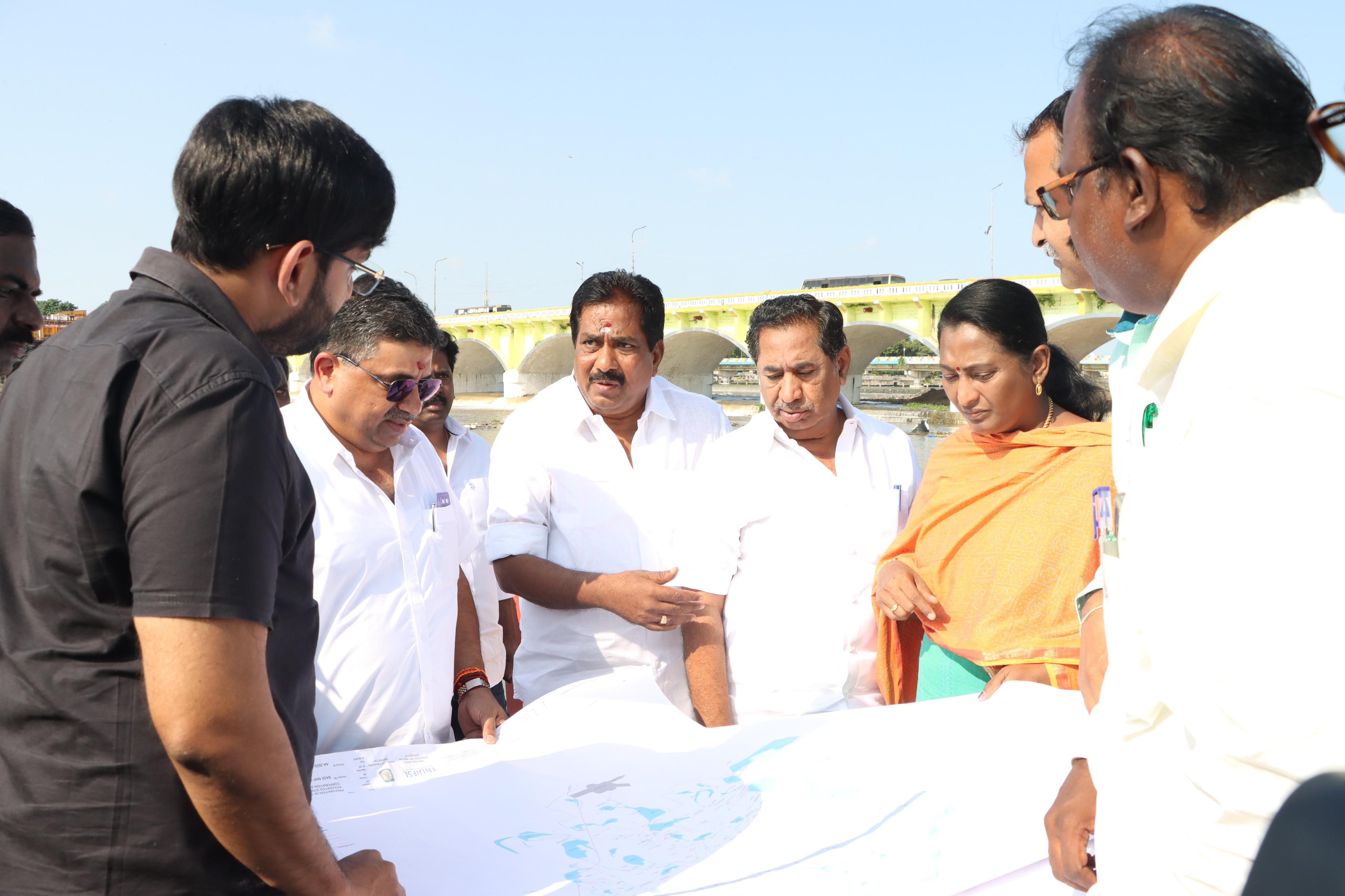  மதுரையில் இயல்பு நிலை திரும்ப போர்க்கால அடிப்படையில் பணிகள்: மு.க. ஸ்டாலின்