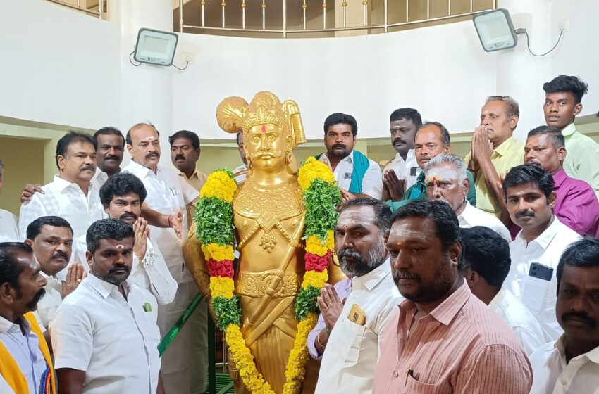  வீரபாண்டிய கட்டபொம்மன் 265-வது பிறந்தநாள்; சிலைக்கு கடம்பூர் ராஜு மாலை அணிவித்து மரியாதை