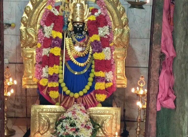  நந்தி வாகனத்தில் அருள் பாலிக்கும்  தஞ்சை கோடி அம்மன்