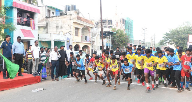  தூத்துக்குடியில்  நெடுந்தூர ஓட்டப்பந்தயம்