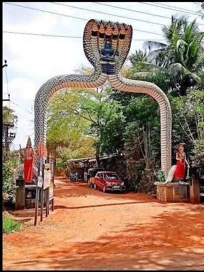திருப்பாம்புரம் பாம்புரநாதர் கோவில் – ராகு கேது பரிகார தலம்