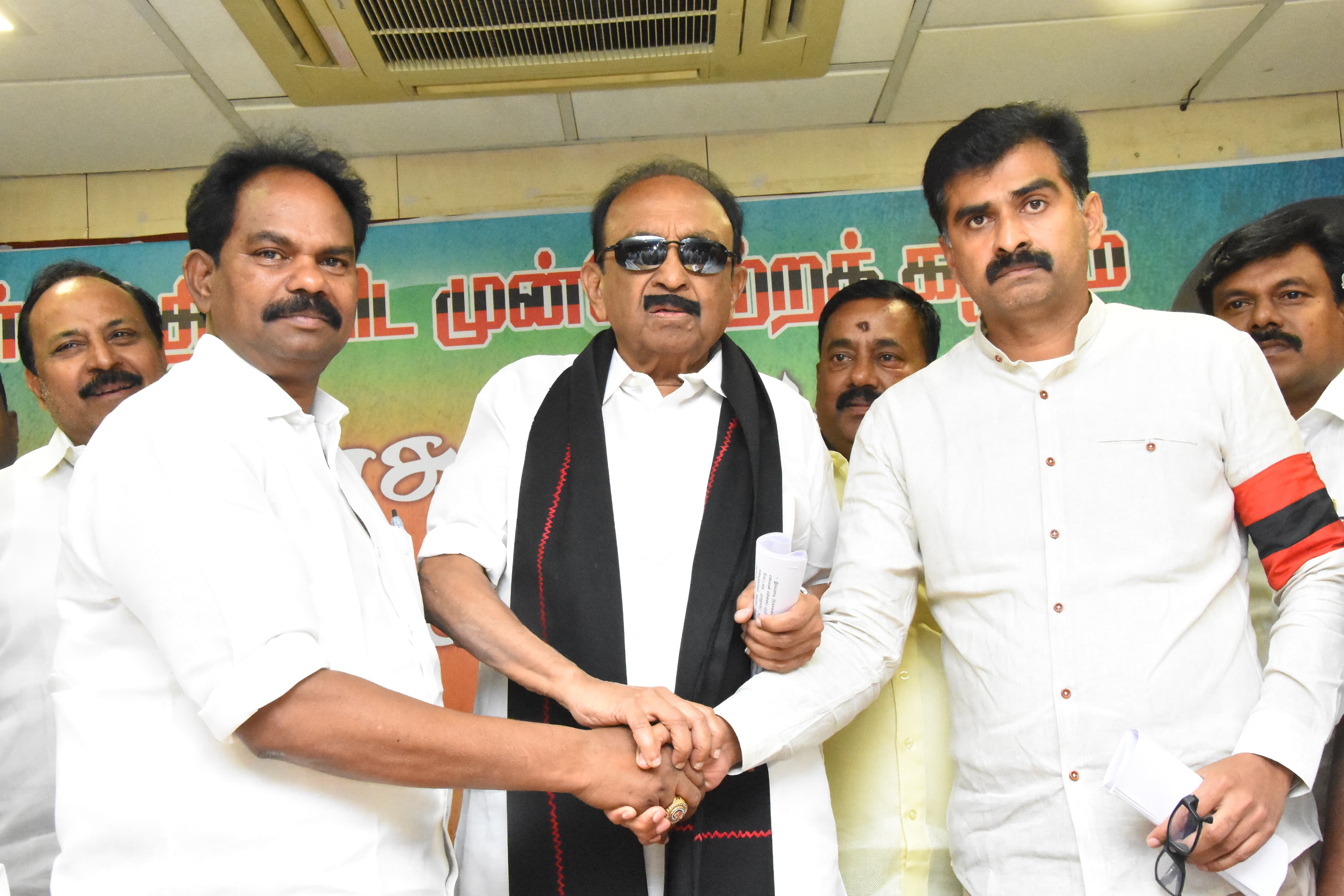  மல்லை சத்யாவுடன் சமரசம்: கட்சி பதவி விலகல் முடிவை துரை வைகோ வாபஸ் பெற்றார்