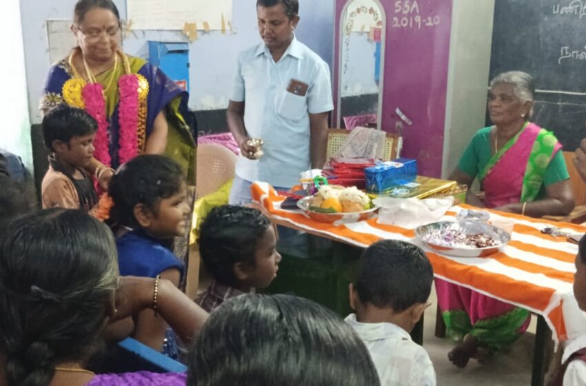  கரிசல்குளம் தொடக்கப்பள்ளி தலைமை ஆசிரியைக்கு பணி நிறைவு பாராட்டு