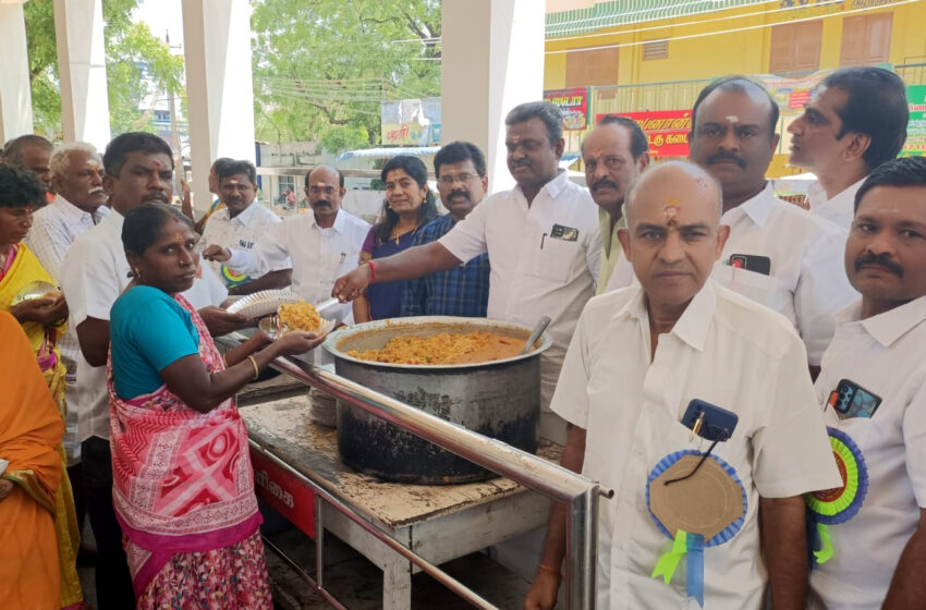  கோவில்பட்டியில் ராகவேந்திரா சேவா அறக்கட்டளை சார்பில் அன்னதானம்