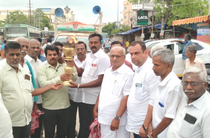 கோவில்பட்டியில் ராஜீவ்காந்தி ஜோதி யாத்திரை குழுவுக்கு வரவேற்பு