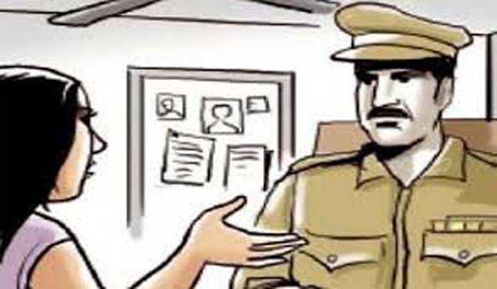  வெளிநாட்டில் வேலை தருவதாக ரூ.10.87 லட்சம் மோசடி செய்த பெண் கைது