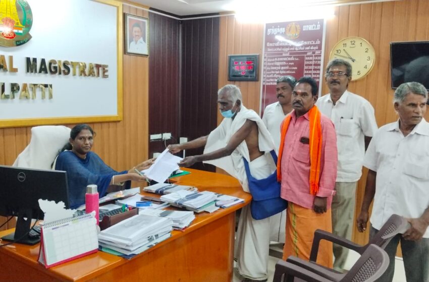  குடியிருப்பு பகுதியில் அனுமதி பெறாமல் நடக்கும் சிமெண்ட் செங்கல் ஆலை மீது நடவடிக்கை எடுக்ககோரி கோட்டாட்சியரிடம் மனு 