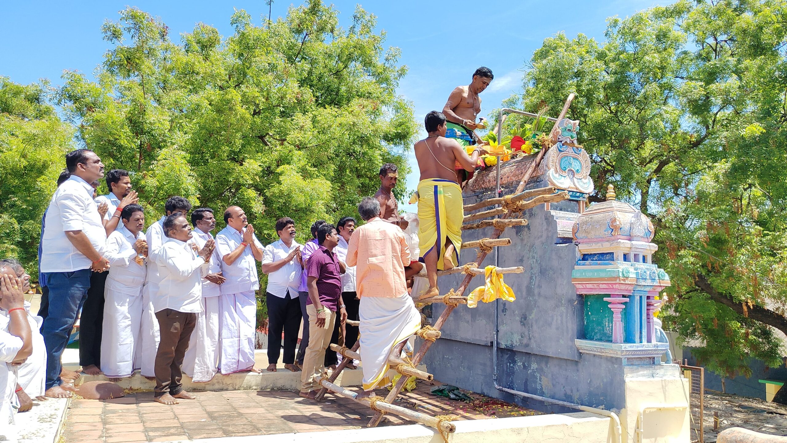 மந்தித்தோப்பு பத்திரகாளியம்மன் கோவில் வருஷாபிஷேகம்