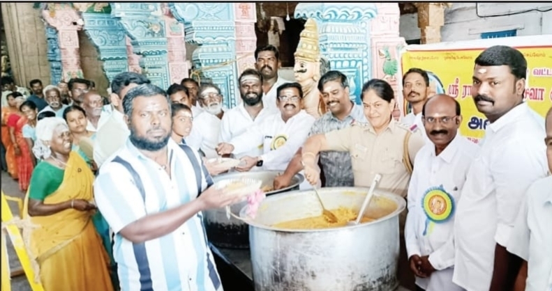  ராகவேந்திரா சேவா அறக்கட்டளை சார்பில் கழுகுமலை கழுகாசலமூர்த்தி கோவிலில் அன்னதானம்