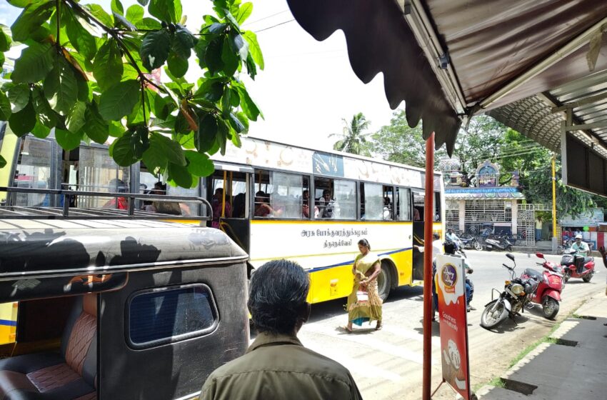 வேலைநிறுத்த போராட்டம்: கோவில்பட்டியில் பஸ்கள் ஓடின -வங்கிகள் வழக்கம் போல் செயல்பட்டன