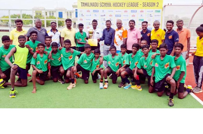  கோவில்பட்டியில் மாவட்ட ஆக்கிபோட்டி: வ உ சி அரசு மேல்நிலைப்பள்ளி அணி `சாம்பியன்’