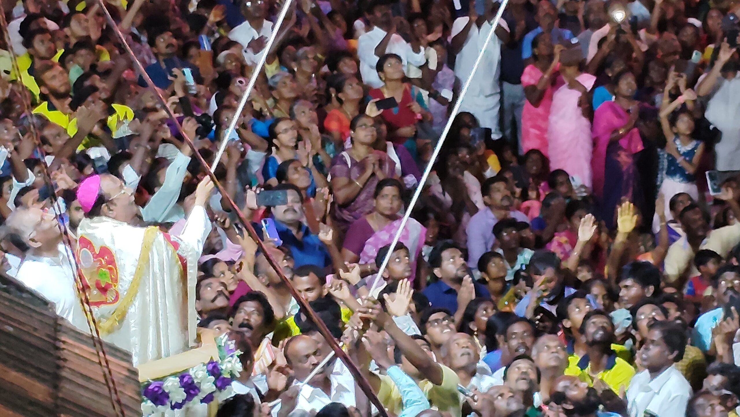  காமநாயக்கன்பட்டி புனித பரலோக மாதா பேராலய விண்ணேற்பு பெருவிழா கொடியேற்றம் 