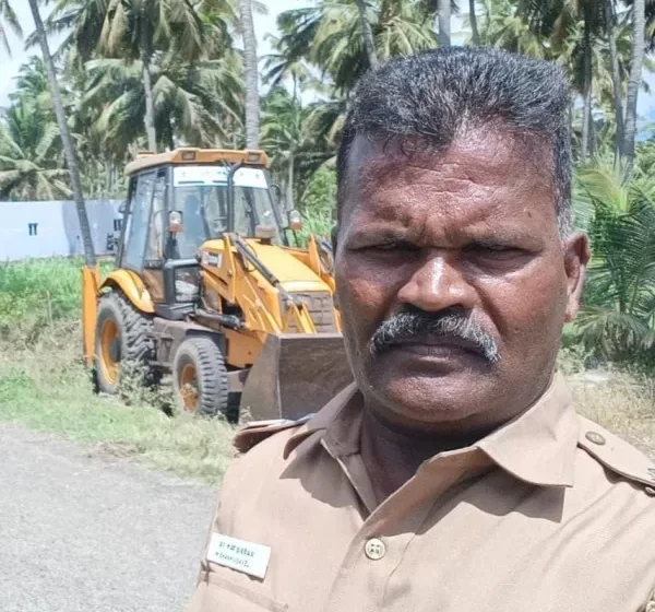  அதிமுக எம்.எல்.ஏ. தோட்டத்தில்  சிறப்பு சப்-இன்ஸ்பெக்டர்  வெட்டிக் கொலை