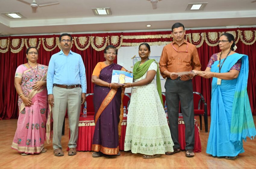  கோவில்பட்டி கல்லூரியில் நூலக விழா போட்டிகள்