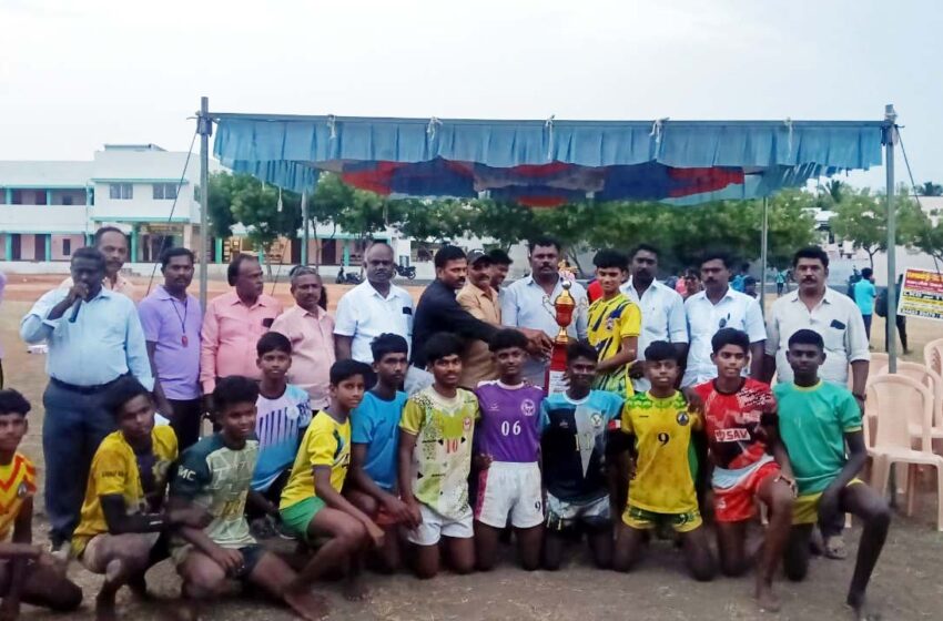  கோவில்பட்டியில் மாவட்ட அளவில் பள்ளி மாணவர்களுக்கான கபடி போட்டி