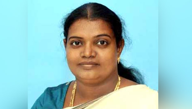  தூத்துக்குடி மாவட்ட கனமழையின் போது மீட்பு நடவடிக்கை: அதிகாரிகளுக்கு  அமைச்சர் பி.கீதா ஜீவன் ஆலோசனை