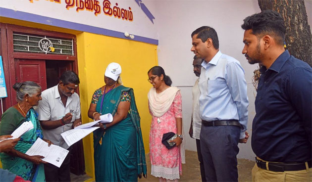  சிறப்பு தீவிர வாக்காளர் பட்டியல் திருத்தம் ; அலுவலர்கள் வீடு வீடாக சென்று கணக்கெடுப்பு 