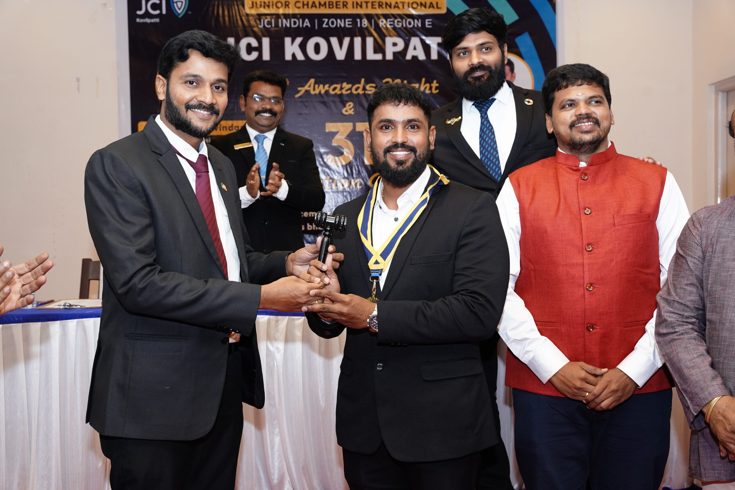  கோவில்பட்டி ஜே.சி.ஐ. 31வது  தலைவராக ரகுபதி பதவி ஏற்பு ; செயலாளர் -செல்வலட்சுமி, பொருளாளர்- அருண்குமார்