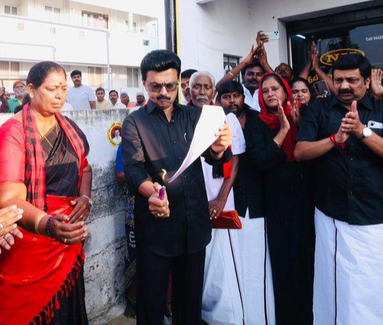  சட்டமசோதா எரிப்பு : முதலமைச்சர் மு. க. ஸ்டாலின் மீது நடவடிக்கை எடுக்க தேர்தல் கமிஷனில் முறையீடு