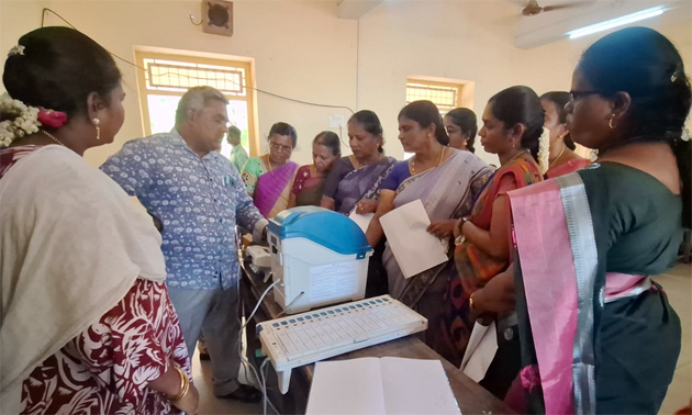  வாக்குச்சாவடி அலுவலர்களுக்கான 2 ம் கட்ட பயிற்சி