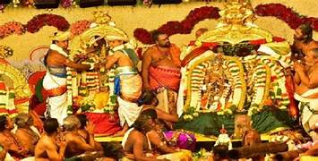  மதுரை சித்திரை திருவிழா: மீனாட்சி-சுந்தரேசுவரர் திருக்கல்யாணம் ஆன்லைன் டிக்கெட் முன்பதிவு